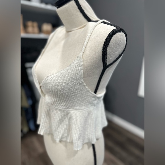 Urban Outfitters White Babydoll Crop Ruffle Ribbed Tank Top Coquette Medium - Picture 3 of 6